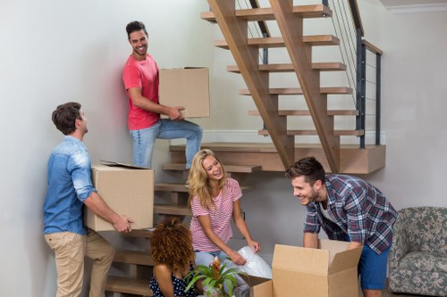 Moving assistance for bulky items and local deliveries in Kingsbury
