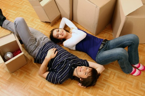 Professional removals service with loading and transport support in Kingsbury